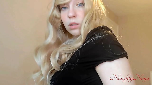 Luscious Step-Mom Sucking my Dick after a Freak Accident