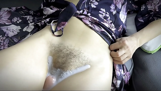 Japanese MILFs Cum Shots Explosion: Hairy Pussy Orgasms Up Close