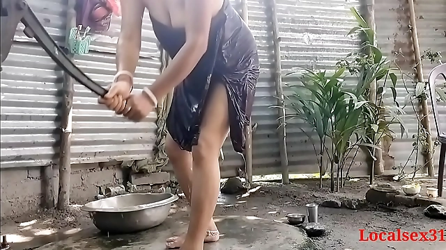 JAV Slut Gets Fucked Outdoors by Husband s Best Friend in Private Video