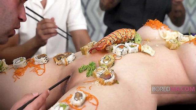 Japanese Beauty Suki Sin s Luscious Coochie Sushi - A Free Delight for Your Senses